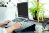 Os 10 Melhores Suportes para Notebook de 2024: com Cooler, Articulado e mais!